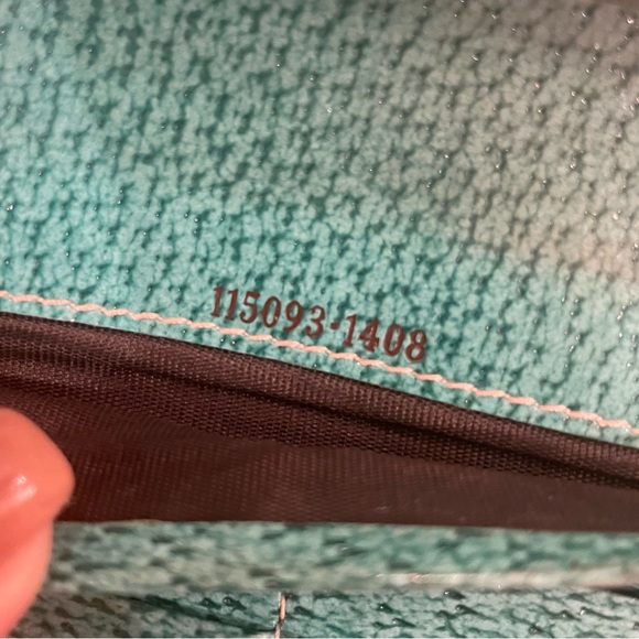 GUCCI Long Wallet 💙 Rare 🩵 Great Condition - Picture 8 of 15